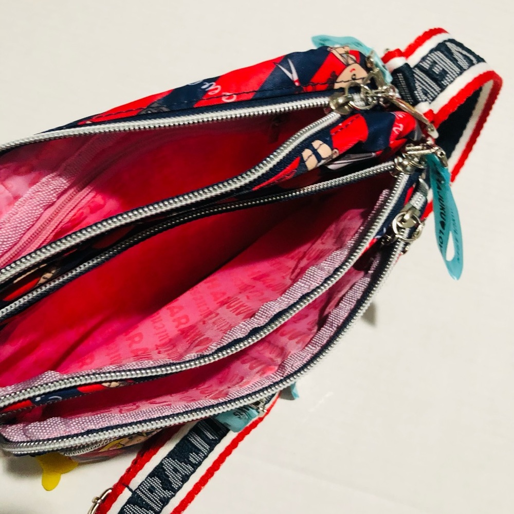 Rare Harajuku Lovers Crossbody Bag 
Excellent Condition 
No Marks - Picture 4 of 4